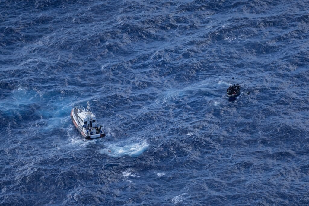 (Credits Chiara Bellamoli - Sea Watch) milizie libiche e navi cargo ENI uccidono assieme le persone in mare